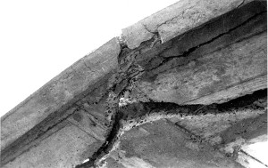 Photo 1956 GU effondrement construction009.jpg